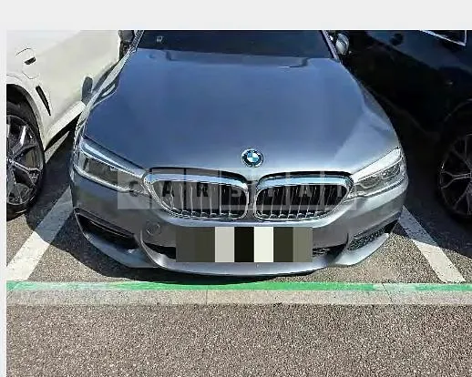 Photo 2 of 14: 2019 BMW 530i M Sport Package — Korean insurance auction