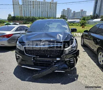Photo 1 of 22: 2019 Kia Carnival — Korean insurance auction