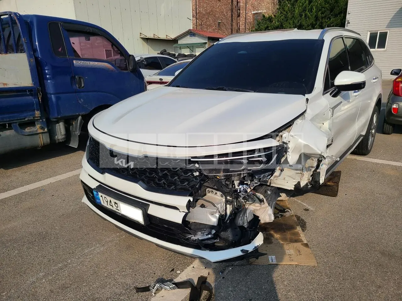 Photo 2 of 13: 2022 Kia Sorento, VIN KNARH81FHNA154605 — Korean insurance auction