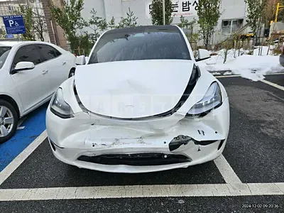 Photo 1 of 32: 2021 Tesla Model Y Standard Range — Korean insurance auction