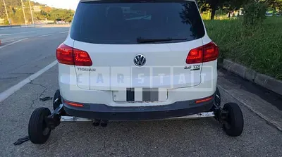Photo 1 of 12: 2015 Volkswagen Tiguan 2.0 TDI Blue Motion, VIN WVGZZZ5NZFW556247 — Korean insurance auction