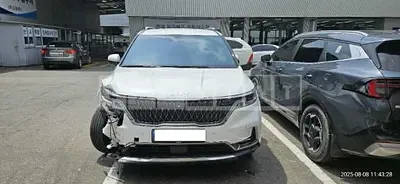 Photo 1 of 50: 2023 Kia Carnival — Korean insurance auction