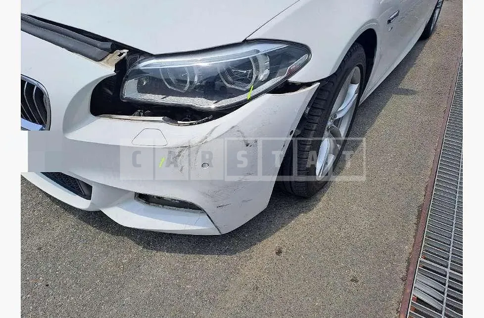 Photo 2 of 3: 2016 BMW (parts) 520d Light — Korean insurance auction