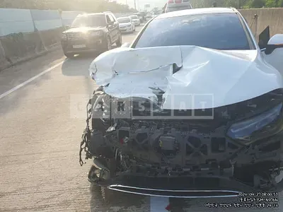 Photo 1 of 27: 2022 Mercedes-Benz EQE350 + — Korean insurance auction