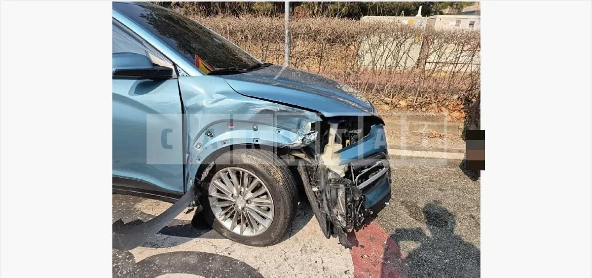 Photo 2 of 21: 2017 Hyundai Kona Gasoline — Korean insurance auction