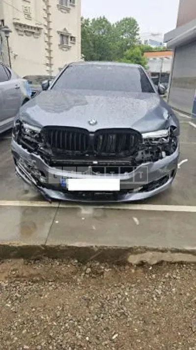 Photo 1 of 18: 2020 BMW 530i xDrive Luxury — Korean insurance auction