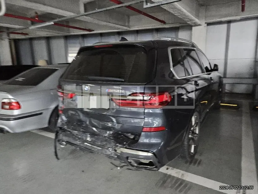 Photo 2 of 16: 2021 BMW X7 M50i — Korean insurance auction