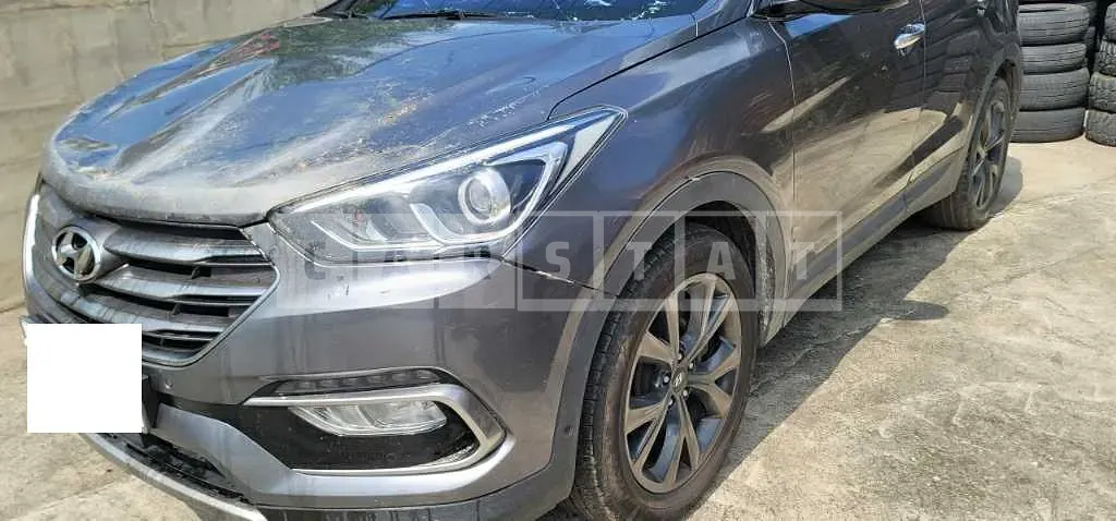 Photo 2 of 20: 2016 Hyundai Santa Fe, VIN KMHSW81XDGU545092 — Korean insurance auction