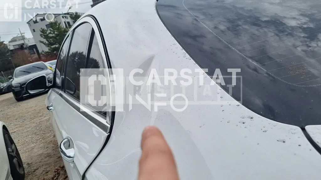 Photo 2 of 46: 2020 Mercedes-Benz E300 4Matic — Korean insurance auction