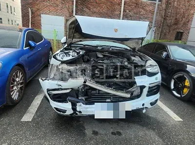 Photo 1 of 25: 2015 Porsche Cayenne Diesel, VIN WP1AF2925FLA32936 — Korean insurance auction