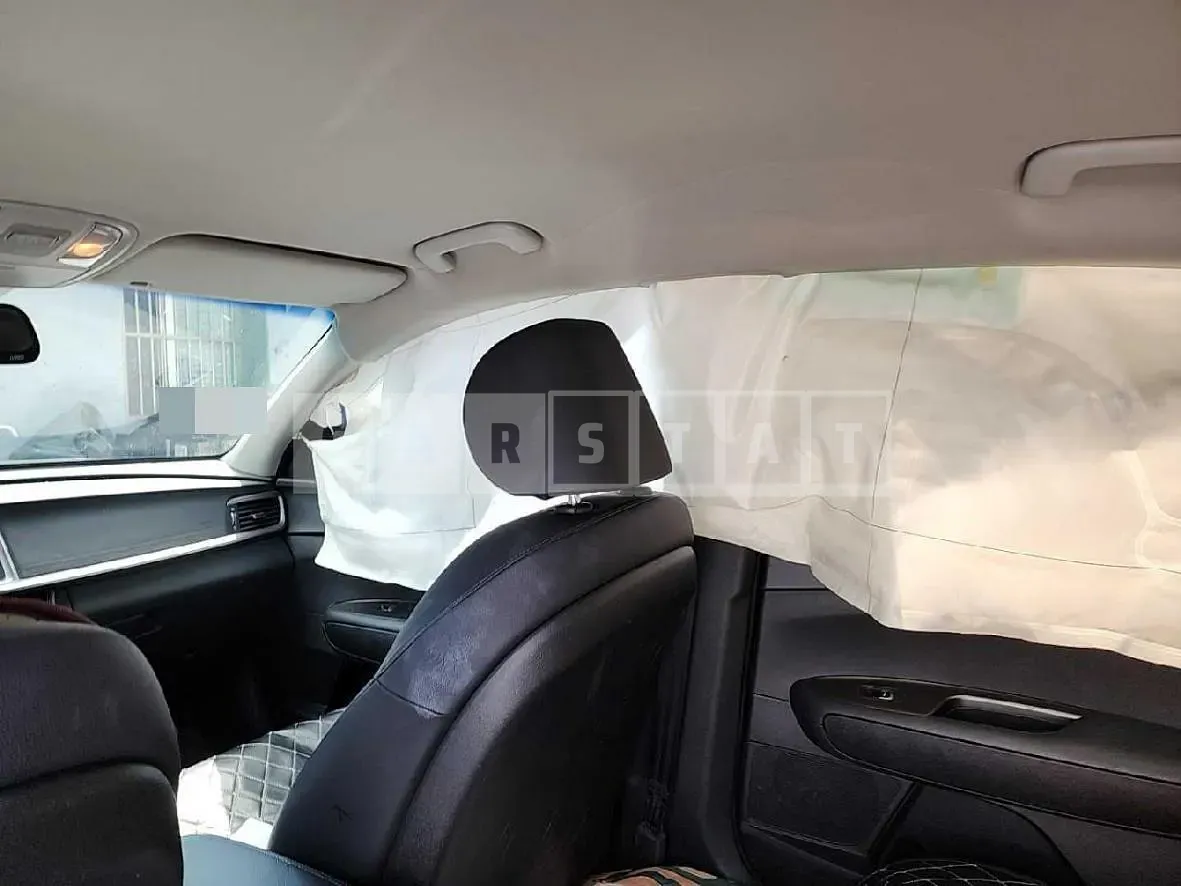 Photo 2 of 29: 2019 Kia K5 LPG, VIN KNAGT416BLA379851 — Korean insurance auction