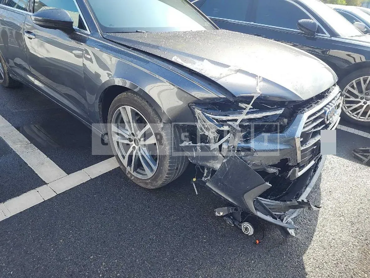 Photo 2 of 20: 2022 Audi A6 40 TDI quattro, VIN WAUZZZF21NN059088 — Korean insurance auction