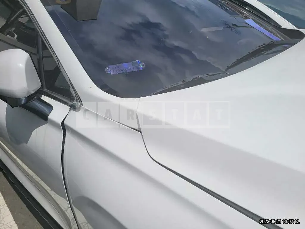 Photo 2 of 23: 2019 Hyundai Santa Fe, VIN KMHS381BBKU036493 — Korean insurance auction