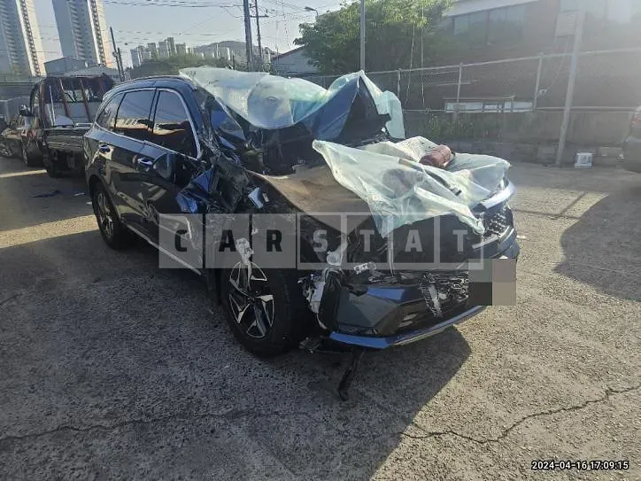 Photo 2 of 14: 2021 Kia Sorento 1.6 (Hybrid) — Korean insurance auction