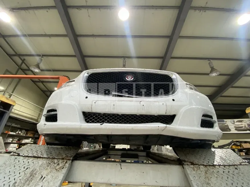 Photo 2 of 15: 2015 Jaguar XJ 3.0d — Korean insurance auction