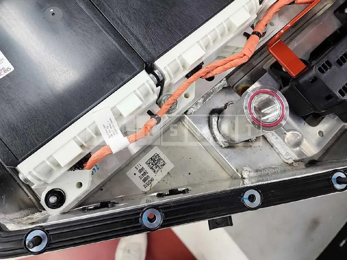 Photo 2 of 10: 2024 Hyundai (parts) IONIQ 5 Long Range Battery — Korean insurance auction