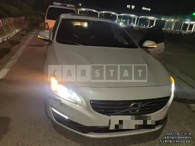 Photo 1 of 15: 2015 Volvo S60D4, VIN YV1FS73BDF2358205 — Korean insurance auction
