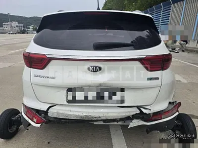 Photo 1 of 5: 2017 Kia Sportage — Korean insurance auction