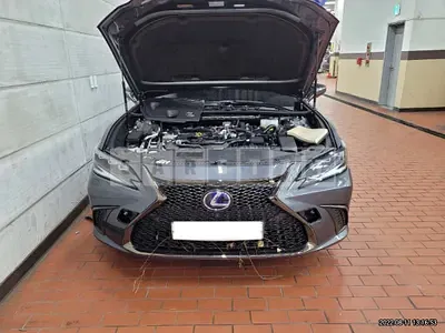 Photo 1 of 19: 2022 Lexus ES300h, VIN JTHBA1C17N2011832 — Korean insurance auction