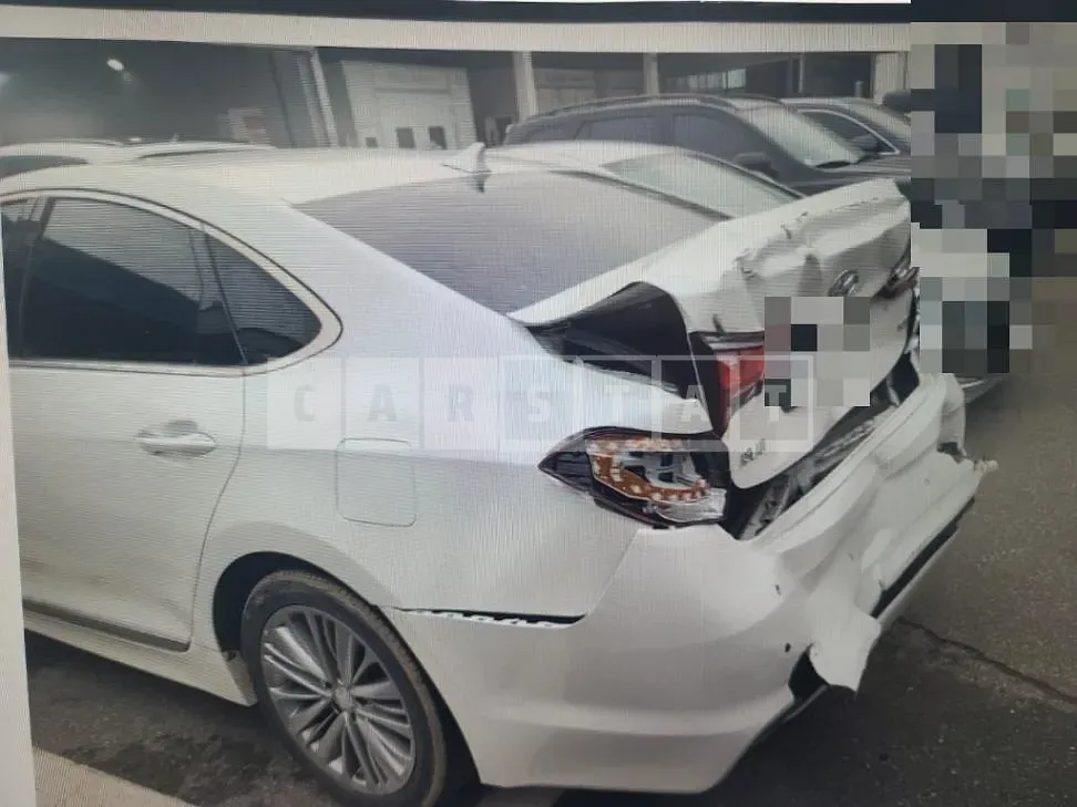 Photo 2 of 29: 2015 Jaguar Aslan 3.3 — Korean insurance auction