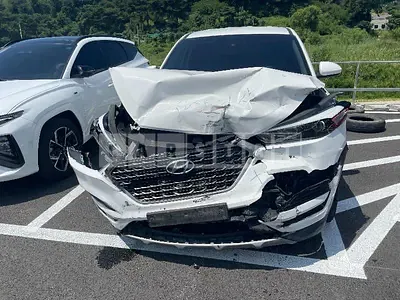 Photo 1 of 15: 2018 Hyundai Tucson TL — Korean insurance auction