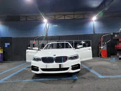 Photo 1 of 10: 2017 BMW 520d xDrive, VIN WBAJC5100HG851755 — Korean insurance auction