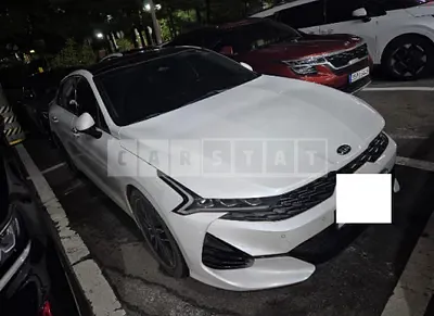 Photo 1 of 19: 2020 Kia K5 — Korean insurance auction