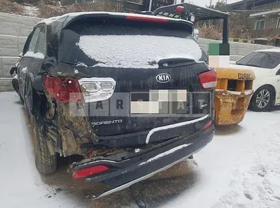 Photo 1 of 10: 2016 Kia Sorento 2.0, VIN KNAPG81ABGA252970 — Korean insurance auction