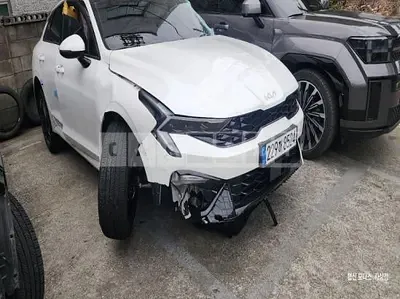 Photo 1 of 50: 2025 Kia K5 — Korean insurance auction