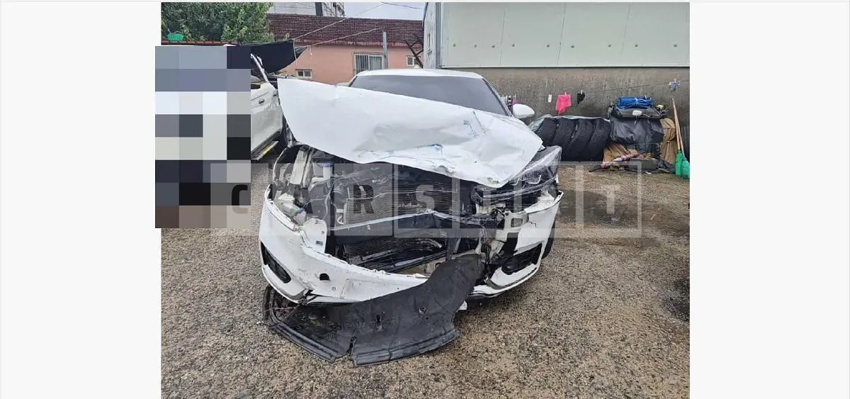 Photo 2 of 14: 2018 Kia K7 — Korean insurance auction