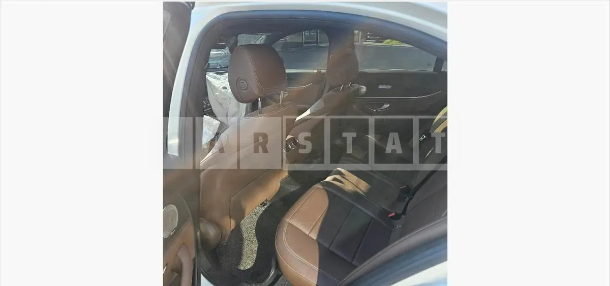 Photo 2 of 23: 2020 Mercedes-Benz E250 — Korean insurance auction