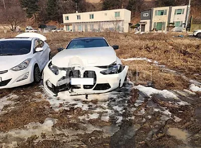Photo 1 of 24: 2022 BMW M4 Competition M xDrive, VIN WBS41AZ03NCK81619 — Korean insurance auction