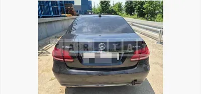 Photo 1 of 14: 2015 Mercedes-Benz E 300 4Matic — Korean insurance auction