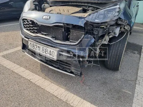 Photo 2 of 6: 2020 Kia Sportage — Korean insurance auction