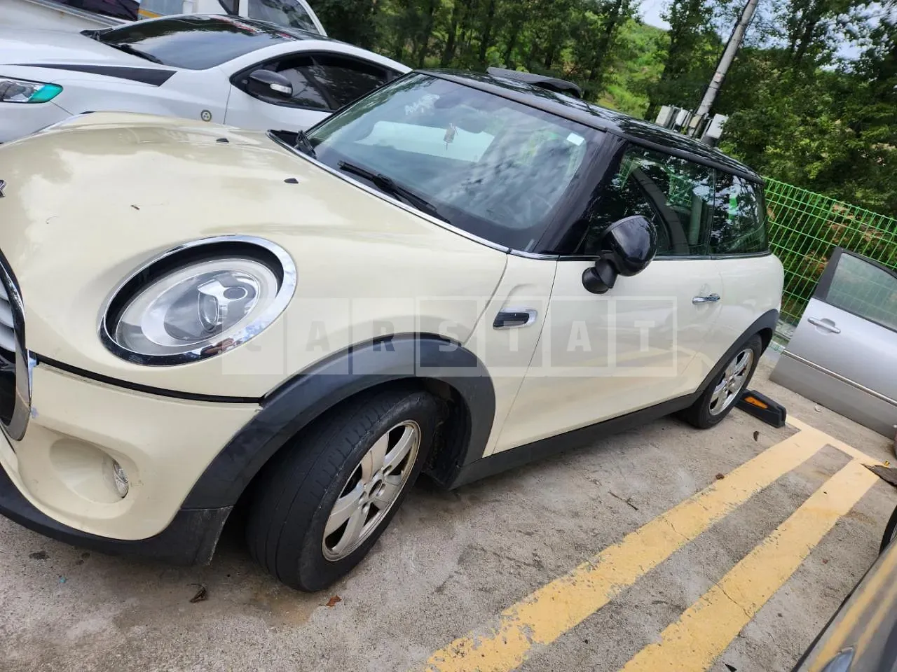 Photo 2 of 7: 2015 MINI Cooper, VIN WMWXM5105F3A13364 — Korean insurance auction