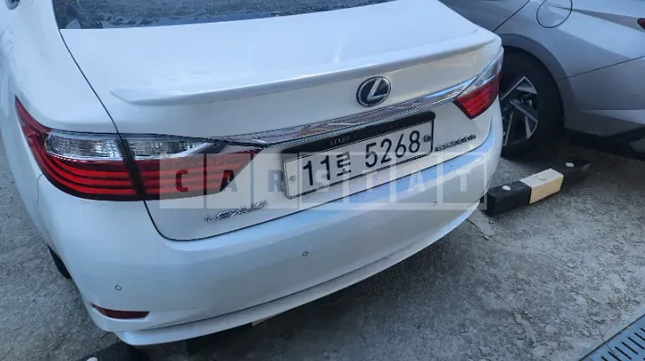 Photo 2 of 11: 2015 Lexus ES300h, VIN JTHBW1GG0F2098118 — Korean insurance auction