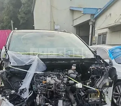 Photo 1 of 6: 2023 Kia Carnival — Korean insurance auction