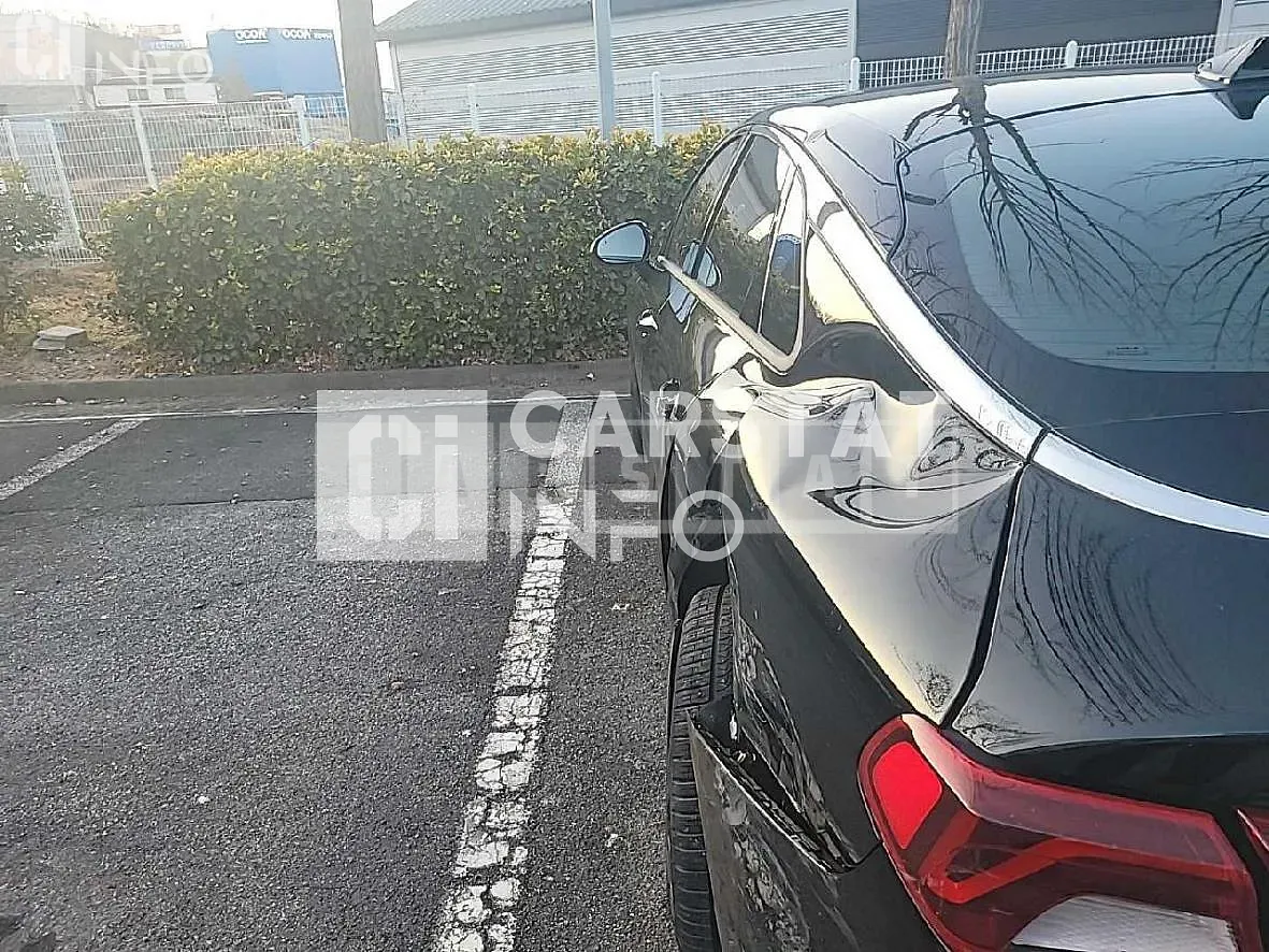 Photo 2 of 21: 2022 Kia K5, VIN KNAG3412BNA183341 — Korean insurance auction