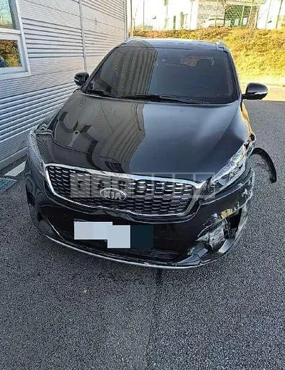 Photo 1 of 29: 2018 Kia Sorento — Korean insurance auction