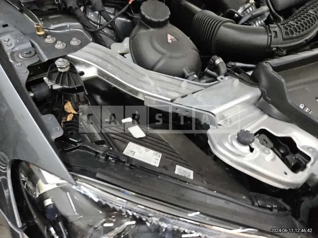 Photo 2 of 45: 2023 Mercedes-Benz E300e 4Matic, VIN W1KZF5EB7PB147885 — Korean insurance auction