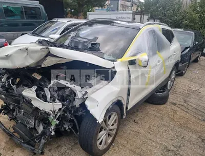 Photo 1 of 10: 2016 Nissan Qashqai, VIN SJNDJ18E9GA520240 — Korean insurance auction
