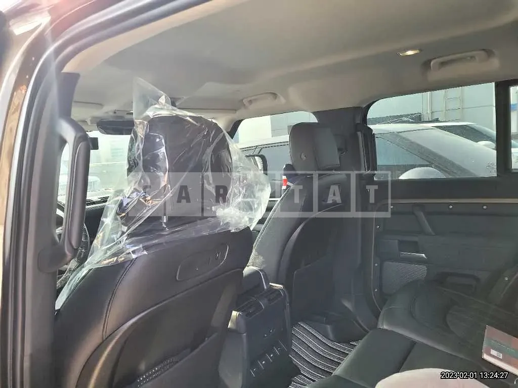 Photo 2 of 50: 2020 Land Rover Defender 110 D240, VIN SALEA7BN3L2002041 — Korean insurance auction