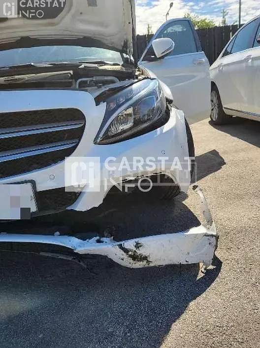 Photo 2 of 19: 2016 Mercedes-Benz C220 d, VIN WDDWF0EB4GF295328 — Korean insurance auction
