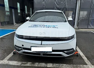 Photo 1 of 38: 2022 Hyundai Modern Ionic 5, VIN KMHKN81AFNU004387 — Korean insurance auction