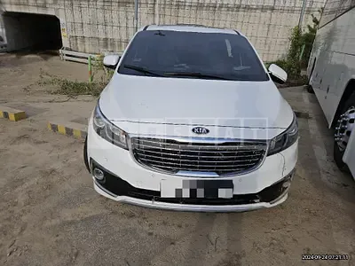 Photo 1 of 15: 2016 Kia Carnival — Korean insurance auction