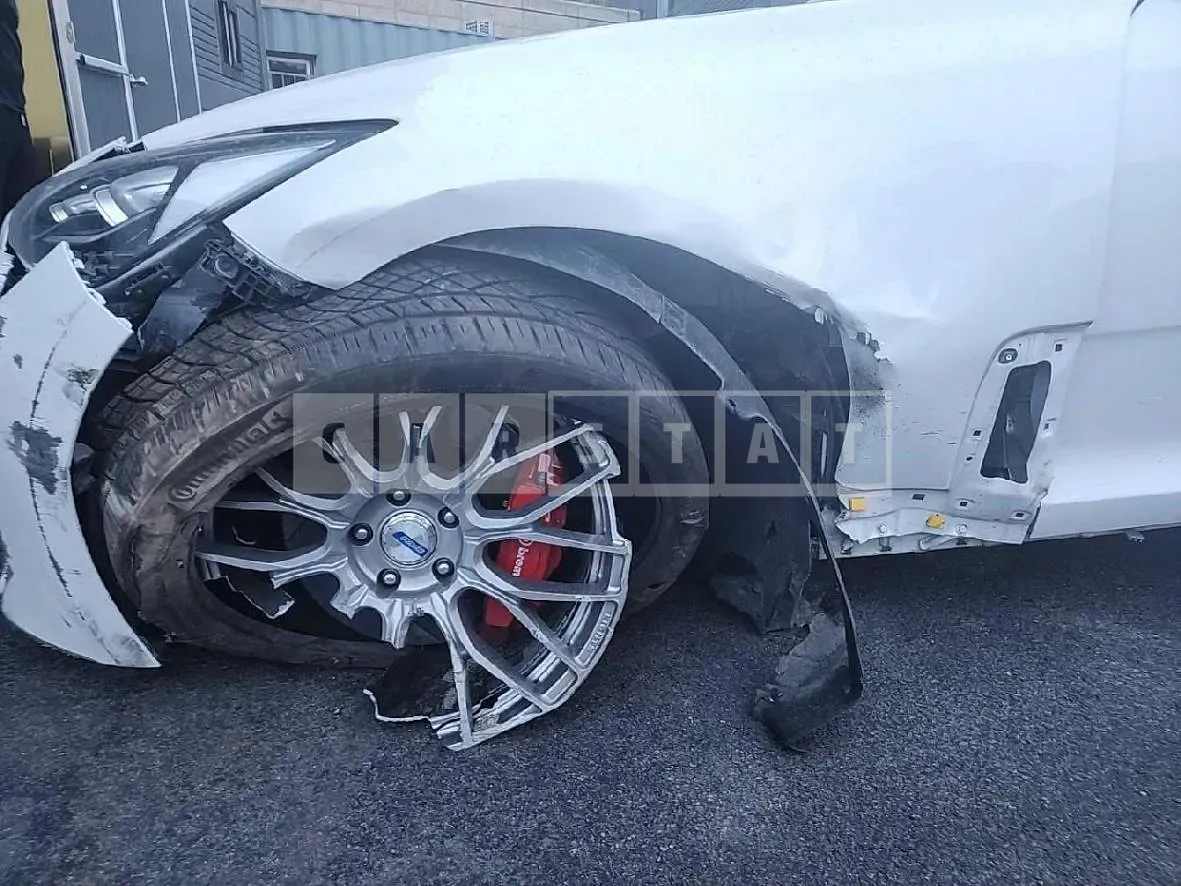 Photo 2 of 25: 2017 Kia Stinger 3.3, VIN KNAE751CDJS006439 — Korean insurance auction