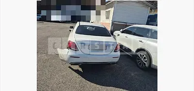Photo 1 of 32: 2019 Mercedes-Benz E300, VIN WDD2F4JB6KA604331 — Korean insurance auction
