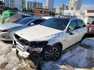 Photo 1 of 27: 2019 Mercedes-Benz GLC350 e 4Matic, VIN WDC0G5EB8KF641720 — Korean insurance auction