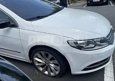 Photo 1 of 5: 2015 Volkswagen CC 2.0 TDI Blue Motion — Korean insurance auction