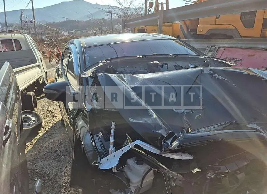 Photo 2 of 7: 2014 Hyundai Tucson ix — Korean insurance auction